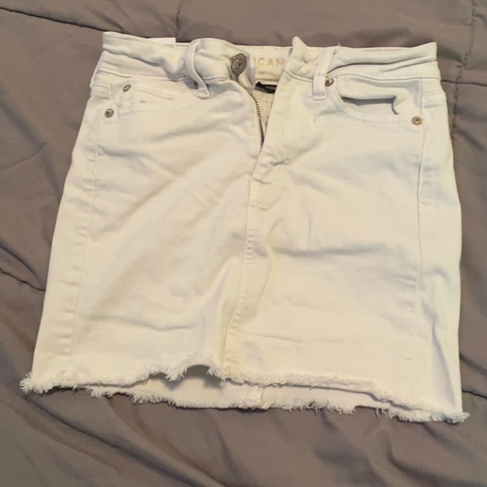 American Eagle white skirt, 00
